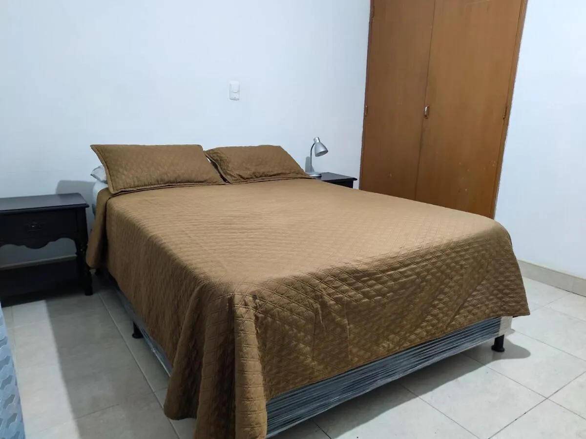 Apartment Casa Grande En Medellin Cerca Estadio - Laureles
